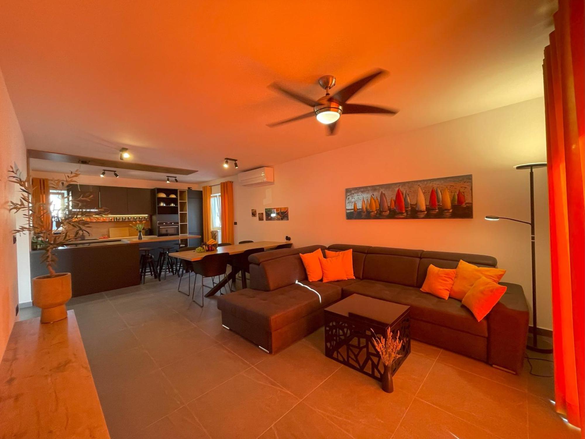 Valkane Beach Apartments Pula Bagian luar foto