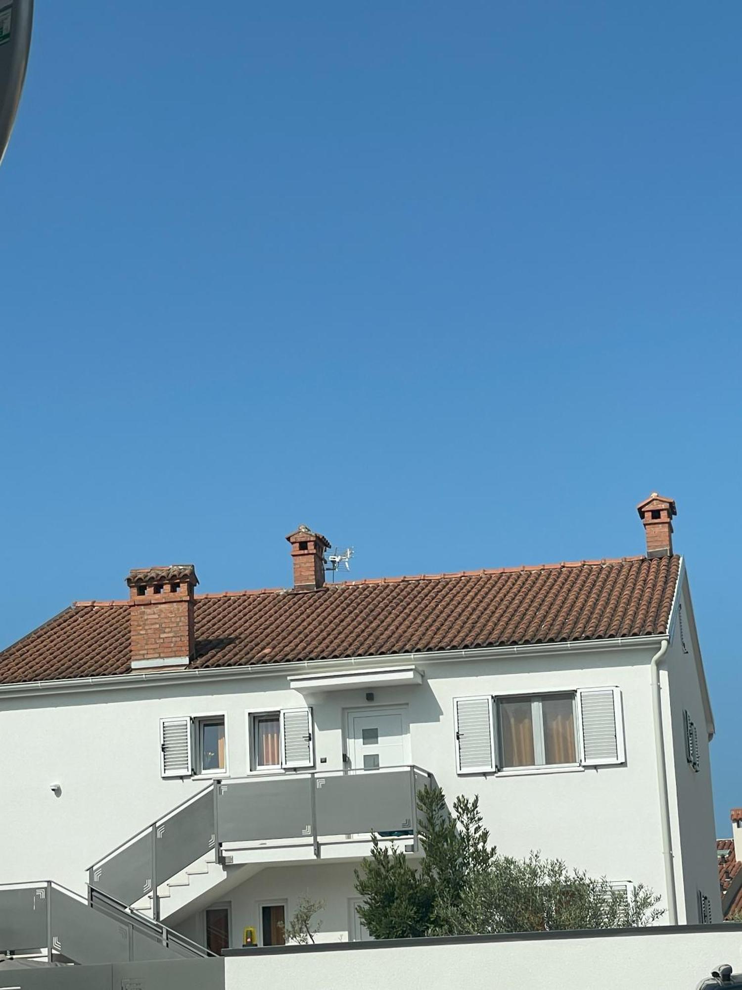 Valkane Beach Apartments Pula Bagian luar foto